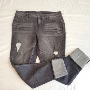 Maurices "Washed Out" Gray Distressed Jeggings size Large Long